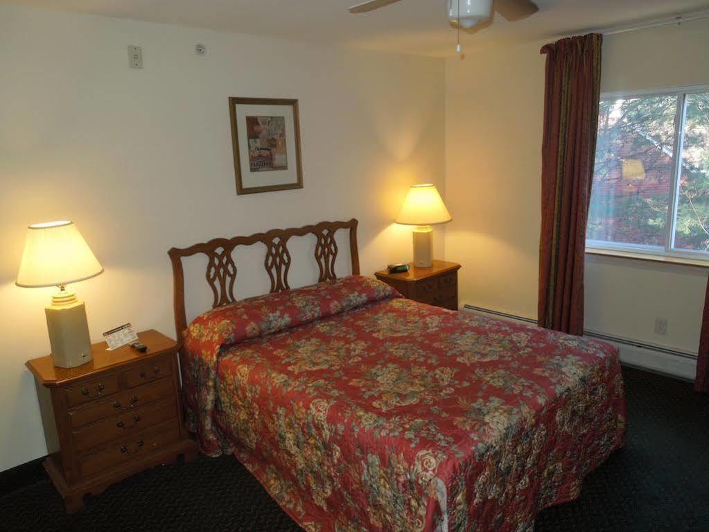 Baymont By Wyndham Essex Burlington Area Hotel Eksteriør billede