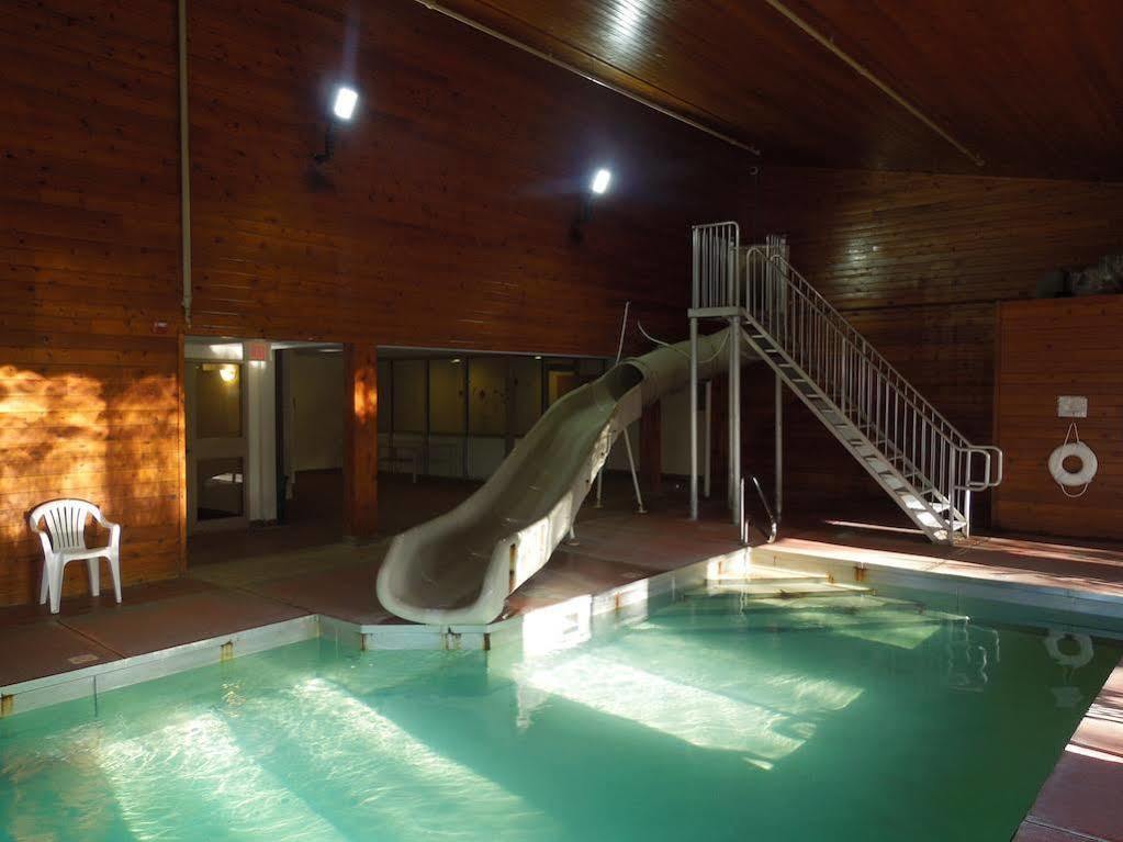 Baymont By Wyndham Essex Burlington Area Hotel Eksteriør billede