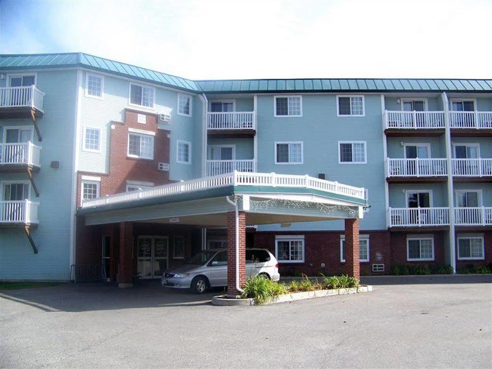 Baymont By Wyndham Essex Burlington Area Hotel Eksteriør billede