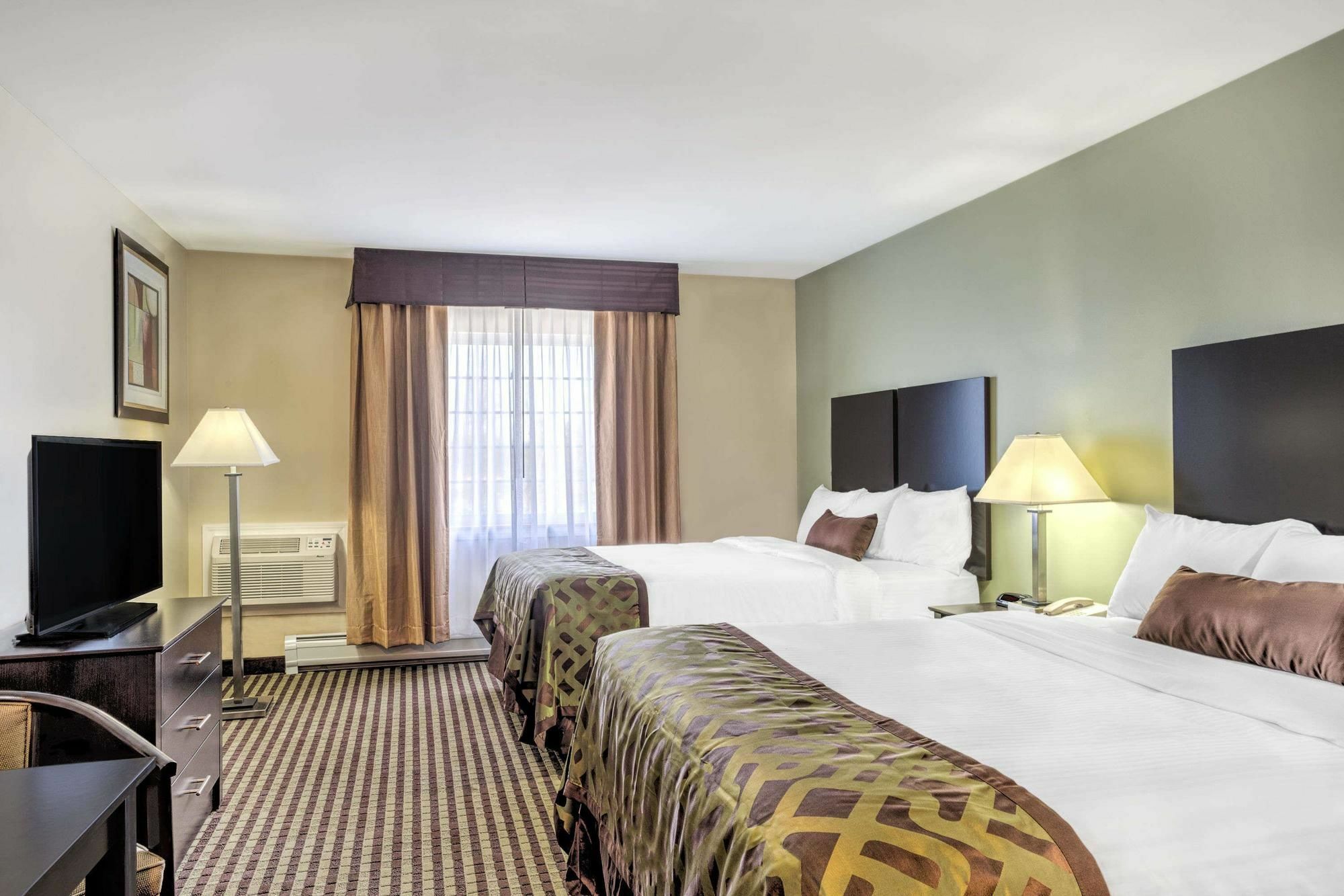 Baymont By Wyndham Essex Burlington Area Hotel Eksteriør billede