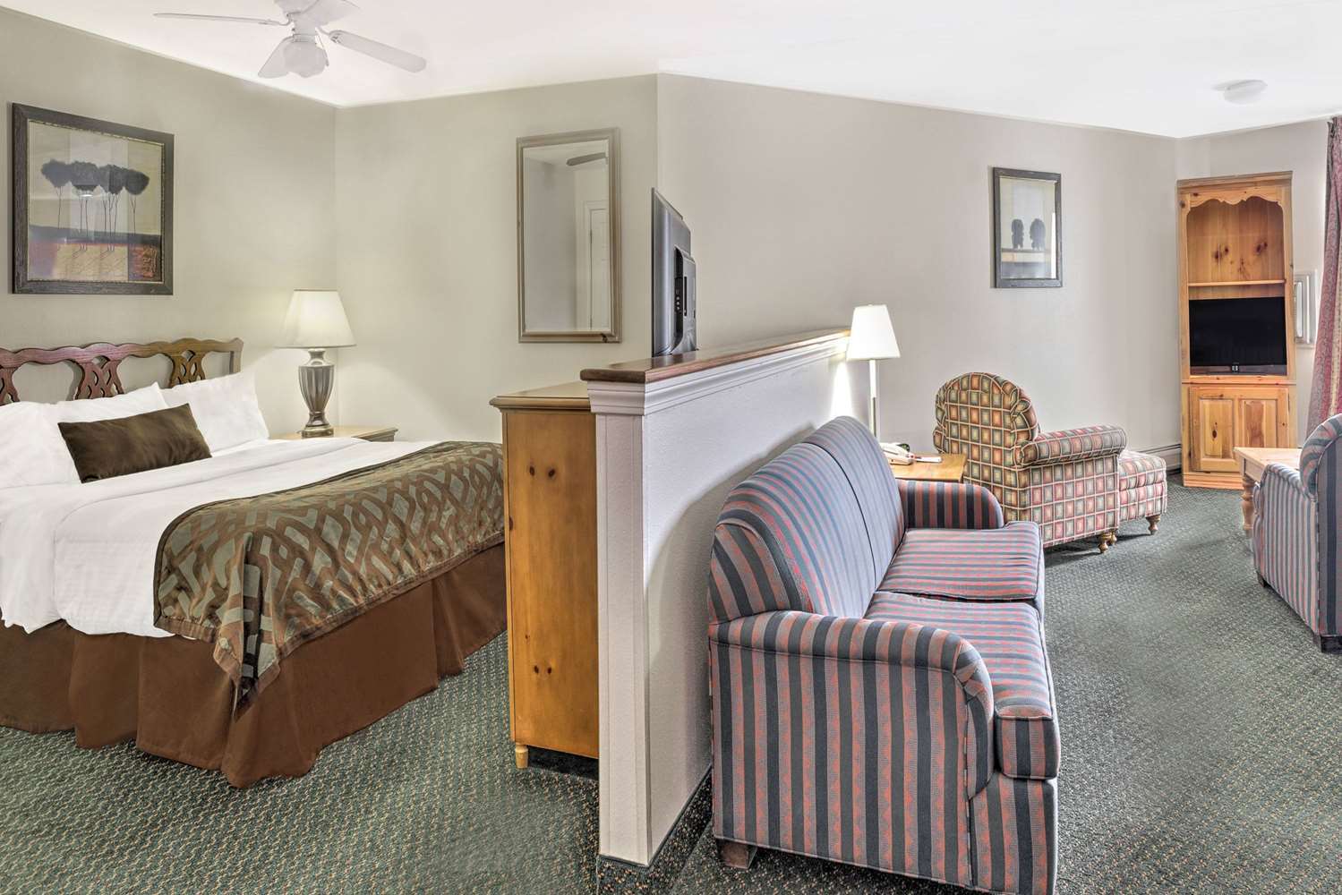 Baymont By Wyndham Essex Burlington Area Hotel Eksteriør billede